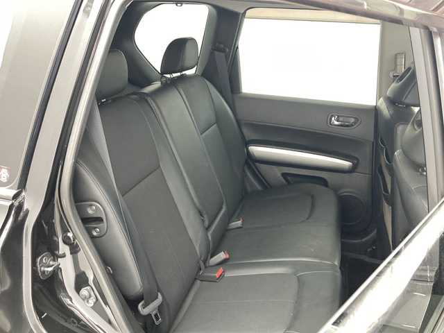 日産 エクストレイル 20X 群馬県 2007(平19)年 12.1万km ダイヤモンドブラック ４ＷＤ　オーディオ　ＣＤ／ＡＵＸ／ＡＭ／ＦＭ　スマートキー　キセノンヘッドライト　フォグランプ　オートライト　オートエアコン　ＥＴＣ　純正フロアマット　純正アルミホイール　横滑り防止装置　禁煙