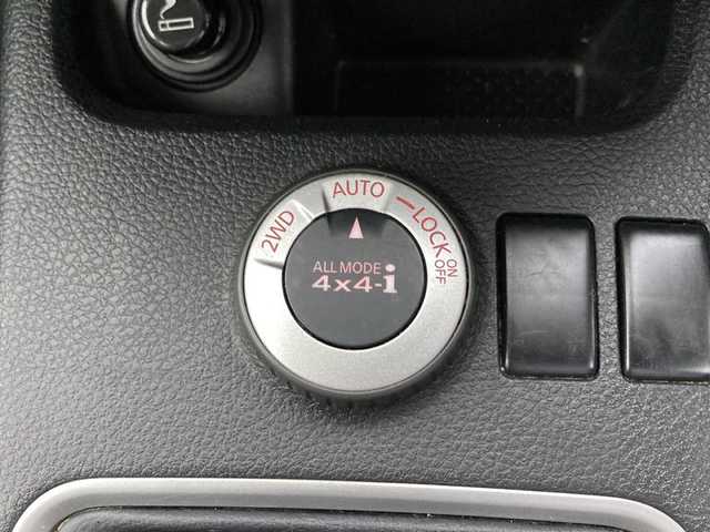 日産 エクストレイル 20X 群馬県 2007(平19)年 12.1万km ダイヤモンドブラック ４ＷＤ　オーディオ　ＣＤ／ＡＵＸ／ＡＭ／ＦＭ　スマートキー　キセノンヘッドライト　フォグランプ　オートライト　オートエアコン　ＥＴＣ　純正フロアマット　純正アルミホイール　横滑り防止装置　禁煙