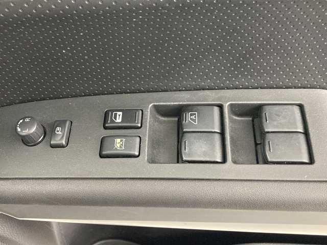 日産 エクストレイル 20X 群馬県 2007(平19)年 12.1万km ダイヤモンドブラック ４ＷＤ　オーディオ　ＣＤ／ＡＵＸ／ＡＭ／ＦＭ　スマートキー　キセノンヘッドライト　フォグランプ　オートライト　オートエアコン　ＥＴＣ　純正フロアマット　純正アルミホイール　横滑り防止装置　禁煙