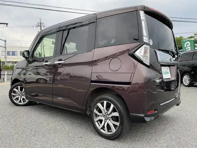 トヨタ タンク 鳥取県 2018(平30)年 3万km プラムブラウンパールクリスタルシャイン 純正9インチナビ/フルセグ/CD/DVD/BT/パノラミックビューモニター/ビルトインETC/前後ドライブレコーダー/前席シートヒーター/両側パワースライドドア/スマートアシスト/クルーズコントロール/LEDヘットライト/LEDフォグライト/純正15インチアルミホイール/プッシュエンジンスタート/アイドリングストップ/純正OPシートカバー付き/スマートキー×２