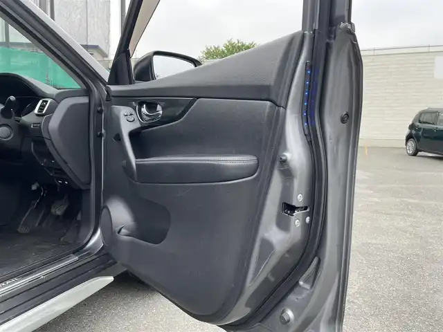 日産 エクストレイル 20X エマージェンシーブレーキ 愛知県 2015(平27)年 9.3万km ダークメタルグレー ワンオーナー/純正メモリナビ/フルセグテレビ/バックカメラ/Bluetooth/アイドリングストップ/ウィンカーミラー/ドアバイザー/プッシュスタート/ビルトインETC/カプロンシート/シートヒーター/衝突軽減ブレーキ