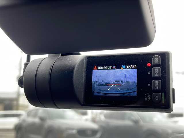 フォルクスワーゲン アルテオン Rライン 4M アドバンス 新潟県 2018(平30)年 6.1万km シルバー 純正ナビ/（フルセグ/DVD/Bluetooth）/駐車支援/フロントアシスト/ラインアシスト/サイドアシスト/リアトラフィックアラート/追従機能付きクルーズコントロール/レザーシート/前席電動シート/シートメモリー/全席シートヒーター/サンルーフ/ドライブレコーダー/ETC2.0ビルドイン/フロアマット/LEDヘッドライト/フォグランプ/ウィンカーミラー/電格ミラー