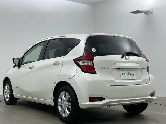 日産 ノート e－パワー X 岡山県 2018(平30)年 6万km ブリリアントホワイトパール ナビゲーション		/【ワンセグ/CD】	/エマージェンシーブレーキ		/ETC		/オートライト/横滑り防止機能				/車線逸脱防止システム				/プッシュスタート				/フロアマット				/新車保証書/スマートキー×２