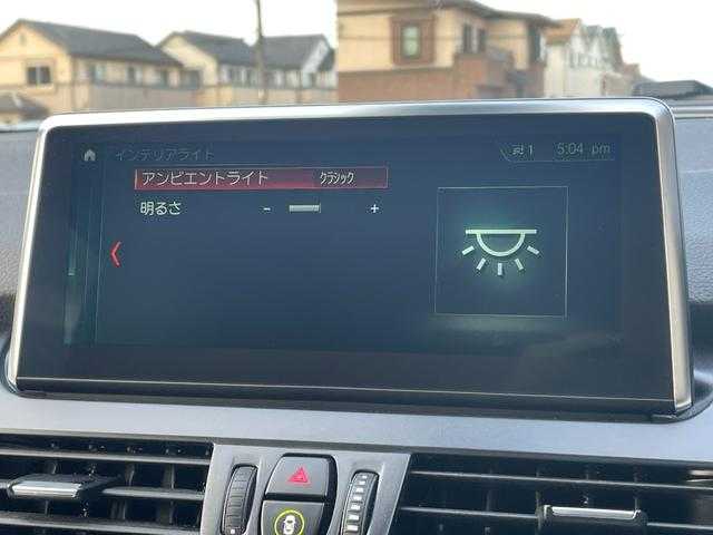 ＢＭＷ ２１８ｄ グランツアラー ラグジュアリー 埼玉県 2018(平30)年 5.4万km ミネラルホワイト 黒レザーシート/コンフォートパッケージ/純正HDDナビ/（Bluetooth/USB/CD/DVD/フルセグ）/バックカメラ/シートヒーター/アンビエントライト/インテリジェントセーフティ/コーナーセンサー/パークアシスト/レーンアシスト