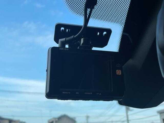 ＢＭＷ ２１８ｄ グランツアラー ラグジュアリー 埼玉県 2018(平30)年 5.4万km ミネラルホワイト 黒レザーシート/コンフォートパッケージ/純正HDDナビ/（Bluetooth/USB/CD/DVD/フルセグ）/バックカメラ/シートヒーター/アンビエントライト/インテリジェントセーフティ/コーナーセンサー/パークアシスト/レーンアシスト
