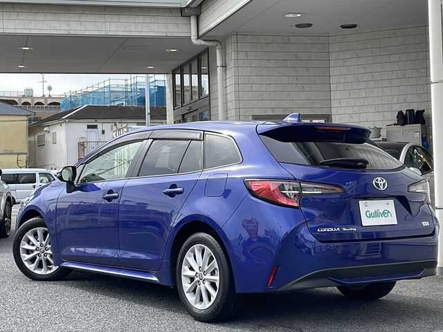トヨタ カローラツーリング ハイブリッド S 神奈川県 2022(令4)年 1.6万km ライトブルーM 純正ナビ（AM/FM/USB/BT/Miracast)/バックカメラ/前後ドラレコ/ビルトインETC2.0/レーダークルコン/D/N席シートヒーター/ステアリングヒーター/オートハイビーム/ブレーキホールド/ABS/横滑り防止装置/レーンキープアシスト/アイドリングストップ/プッシュスタート/純正AW/純正フロアマット/純正ドアバイザー/保証書/取扱説明書