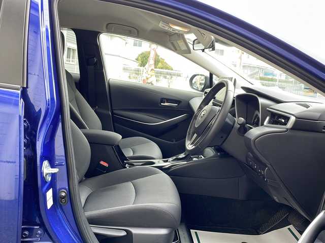 トヨタ カローラツーリング ハイブリッド S 神奈川県 2022(令4)年 1.6万km ライトブルーM 純正ナビ（AM/FM/USB/BT/Miracast)/バックカメラ/前後ドラレコ/ビルトインETC2.0/レーダークルコン/D/N席シートヒーター/ステアリングヒーター/オートハイビーム/ブレーキホールド/ABS/横滑り防止装置/レーンキープアシスト/アイドリングストップ/プッシュスタート/純正AW/純正フロアマット/純正ドアバイザー/保証書/取扱説明書