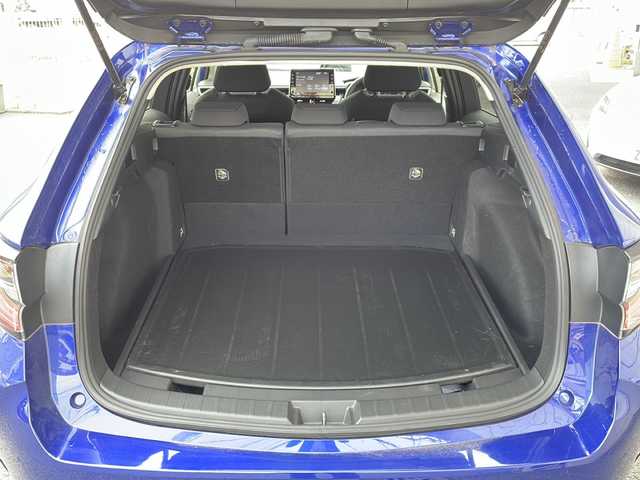 トヨタ カローラツーリング ハイブリッド S 神奈川県 2022(令4)年 1.6万km ライトブルーM 純正ナビ（AM/FM/USB/BT/Miracast)/バックカメラ/前後ドラレコ/ビルトインETC2.0/レーダークルコン/D/N席シートヒーター/ステアリングヒーター/オートハイビーム/ブレーキホールド/ABS/横滑り防止装置/レーンキープアシスト/アイドリングストップ/プッシュスタート/純正AW/純正フロアマット/純正ドアバイザー/保証書/取扱説明書