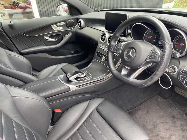 メルセデス・ベンツ Ｃ２００ アバンギャルド AMGライン 福岡県 2016(平28)年 3.2万km イリジウムシルバー レーダーセーフティパッケージ/アダプティブクルーズコントロール/ブラインドスポットモニター/レーンキープアシスト/アクティブセーフティブレーキ/黒革シート/前席シートヒーター/純正ナビ　/フルセグTV/Bluetooth/バックカメラ/ヘッドアップディスプレイ/パワーバックドア/LEDヘッドライト/オートライト/エアーサスペンション/パヒュームアトマイザー　/ドライブレコーダー　/純正１８インチアルミホイール　/ETC