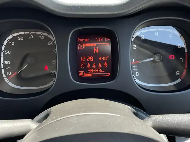 フィアット パンダ コンフォート 東京都 2020(令2)年 3.9万km グレー 90台限定車/シティモード/オートエアコン/シートヒーター/社外メモリーナビ/バックカメラ/フルセグTV/DVD再生/ETC