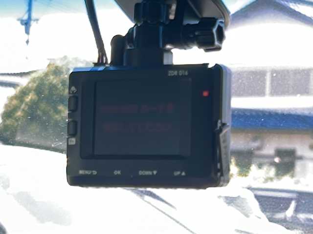 トヨタ クラウン ハイブリッド RS アドバンス 岐阜県 2019(平31)年 2.5万km ホワイトパールクリスタルシャイン 登録時走行距離24928km/純正ＳＤナビ　/全方位カメラ　/フルセグテレビ/Blue tooth/CD/AUX/USB/AM/FM可/ワンオーナー　/レーダークルーズコントロール/トヨタセーフティセンス　/コーナーセンサー前後　/ＬＥＤヘッドライト　/オートマチックハイビーム/オートライト/レーンキープアシスト　/ドライブレコーダー前後　/横滑り防止装置/盗難防止装置/パーキングアシスト　/アイドリングストップ/レザーシート/パワーシート前席/シートヒーター前席/エアシート前席/フルフラットシート/純正フロアマット/ビルトインＥＴＣ/プッシュスタート/スマートキー/スペアキー1本/ウィンカーミラー