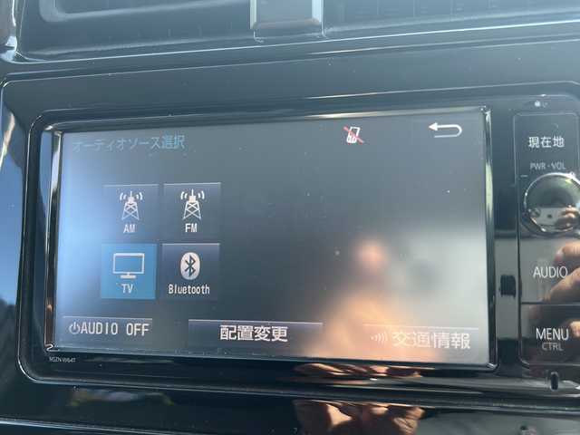 トヨタ プリウス A 福島県 2016(平28)年 6.2万km ホワイトパールクリスタルシャイン 4WD ワンオーナー 純正ナビ フルセグTV Bluetooth バックカメラ 衝突軽減ブレーキ オートクルーズ バックソナー LEDヘッドライト オートライト ヘッドアップディスプレイ スマートキー