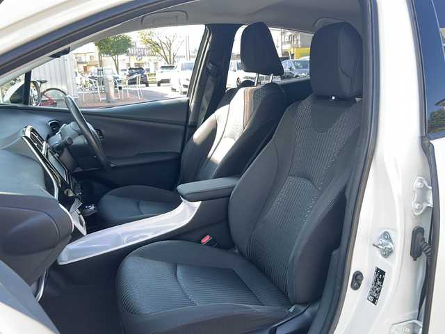 トヨタ プリウス A 福島県 2016(平28)年 6.2万km ホワイトパールクリスタルシャイン 4WD ワンオーナー 純正ナビ フルセグTV Bluetooth バックカメラ 衝突軽減ブレーキ オートクルーズ バックソナー LEDヘッドライト オートライト ヘッドアップディスプレイ スマートキー