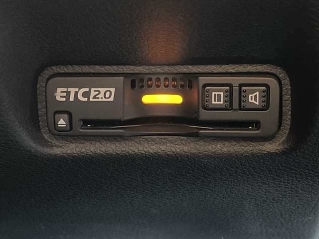 ホンダ インサイト EX・ブラックスタイル 福岡県 2019(平31)年 7.9万km ルーセブラックM 無限エアロ/無限AW/純正ナビ/フルセグTV・BLUETOOTH・CD・DVD・HDMI/追従クルーズコントロール/ホンダセンシング/・衝突軽減ブレーキ/・誤発信抑制機能/・車線逸脱支援システム/・歩行者事故低減ステアリング/純正エンジンスターター/ビルトインETC/オートライト/オートハイビーム/バックカメラ/純正フロアマット/ドアバイザー