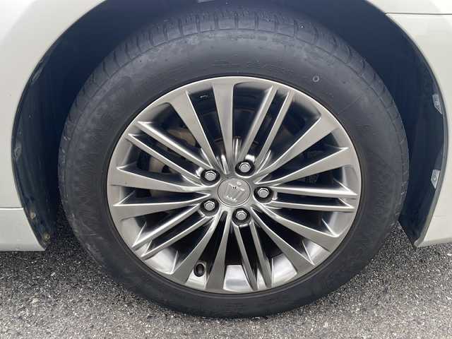 トヨタ クラウン ロイヤル ロイヤルサルーン 福岡県 2013(平25)年 4.6万km プレシャスシルバー 純正ナビ/バックカメラ/Bluetooth/フルセグTV/ステアリングリモコン/クルーズコントロール/コーナーセンサー/ETC/純正16インチアルミホイール/純正フロアマット/純正エンジンスターター