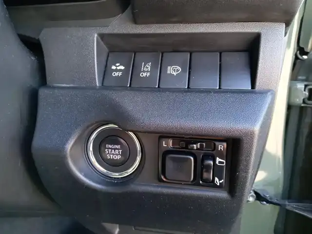 スズキ ジムニー XC 福井県 2019(令1)年 2.5万km ジャングルグリーン ４WD/純正メモリナビ/AM/FM/フルセグ/BT/USB/AUX/iPod/衝突被害軽減システム/クルーズコントロール/レーンキープアシスト/横滑り防止装置/盗難防止装置/前方ドライブレコーダー/ETC/ダブル＋サイドエアバッグ/カーテンエアバッグ/純正フロアマット/純正16インチAW/LEDヘッドライト/Fフォグ/スペアタイヤ/電格ウィンカー/スマートキー