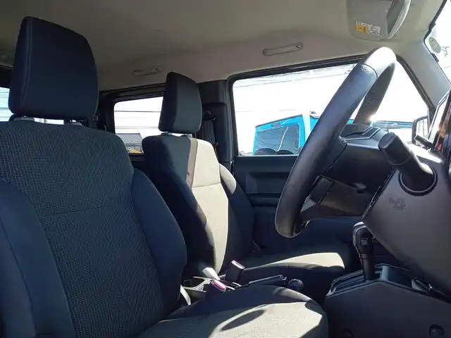 スズキ ジムニー XC 福井県 2019(令1)年 2.5万km ジャングルグリーン ４WD/純正メモリナビ/AM/FM/フルセグ/BT/USB/AUX/iPod/衝突被害軽減システム/クルーズコントロール/レーンキープアシスト/横滑り防止装置/盗難防止装置/前方ドライブレコーダー/ETC/ダブル＋サイドエアバッグ/カーテンエアバッグ/純正フロアマット/純正16インチAW/LEDヘッドライト/Fフォグ/スペアタイヤ/電格ウィンカー/スマートキー