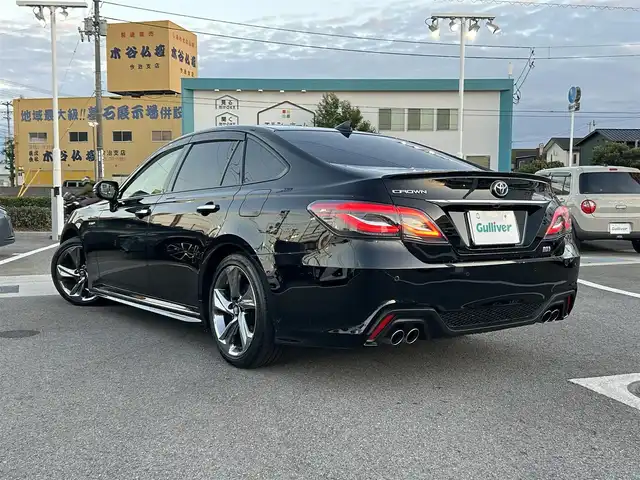 トヨタ クラウン ハイブリッド RS アドバンス 愛媛県 2019(令1)年 7.5万km ブラック メーカーオプション純正ナビ/BT/AM・FM/CD/DVD/フルセグ/ビルトインETC/前方ドライブレコーダー/テレビキャンセラー/ブラインドスポットモニター/衝突軽減システム/コーナーセンサー/バックカメラ/オートマチックハイビーム/追従型クルーズコントロール/パドルシフト/フロントパワーシート・シートヒーター/LEDヘッドライト/純正フロアマット/純正アルミホイール