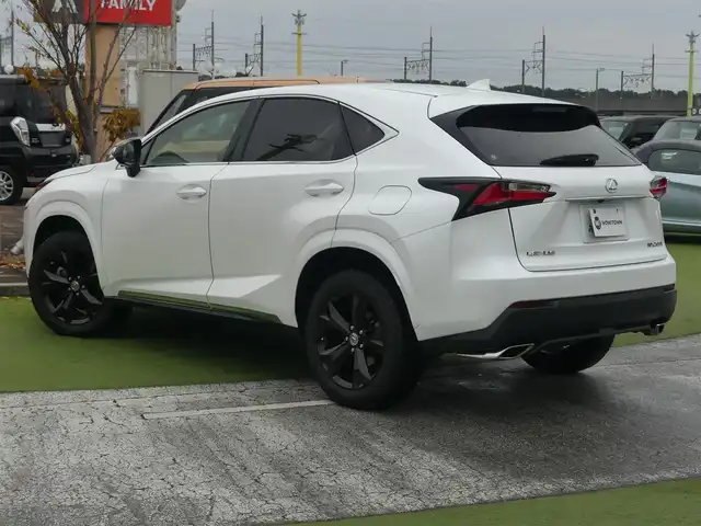 レクサス ＮＸ 200t アーバンスタイル 千葉県 2017(平29)年 5.3万km ソニッククォーツ 純正メモリーナビ/地デジTV/【DVD/CD再生機能　Bluetooth接続】/サイド/バックカメラ/ドライブレコーダー/前席パワーシート/革巻きステアリング/ステアリングスイッチ/パドルシフト/ETC（2.0）/LEDヘッドライト/フォグライト/ウインカーミラー/純正16インチアルミホイル/サイド/カーテンエアバッグ/スマートキー