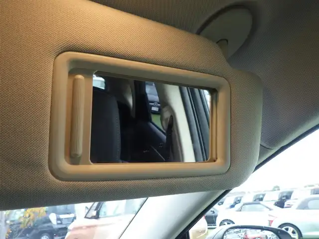 レクサス ＮＸ 200t アーバンスタイル 千葉県 2017(平29)年 5.3万km ソニッククォーツ 純正メモリーナビ/地デジTV/【DVD/CD再生機能　Bluetooth接続】/サイド/バックカメラ/ドライブレコーダー/前席パワーシート/革巻きステアリング/ステアリングスイッチ/パドルシフト/ETC（2.0）/LEDヘッドライト/フォグライト/ウインカーミラー/純正16インチアルミホイル/サイド/カーテンエアバッグ/スマートキー