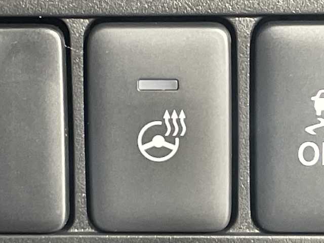 三菱 デリカＤ：５ シャモニー 神奈川県 2025(令7)年 0.1千km パールⅡ 登録済未使用車/ツートーンカラー【W85x42】/4WD　/ディーゼルターボ/マルチアラウンドモニター【自動防眩ミラー/ナビ切替可能】/フルセグ　CD DVD　Bluetooth　SD　HDMI/社外アルパインD:5専用11型ナビゲーション/オリジナルナビ取付パッケージ＋リアモニター取付パーッケージ/両側電動スライドドア/パワーバックドア/e-Assist/ブラインドスポットワーニング/レーダークルーズコントロール/衝突被害軽減ブレーキ/踏み間違い防止アシスト/車線逸脱警報支援機能/オートマチックハイビーム/ふらつき警報/前方衝突予測警報/標識検知システム/先行車発進通知/オートストップアンドゴー/革巻きステアリング/パドルシフト/ステアリングヒーター/ブラックスエード調/合皮コンビシート/運転席パワーシート/前席シートヒーター/電動パーキングブレーキ/オートブレーキホールド/プッシュスタート/スマートキー/LEDヘッド/ポジション/フォグランプ/純正サイド/リアスポイラー/電格ウインカーミラー/取説　保証書　スペアキー