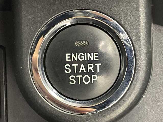 トヨタ ルーミー カスタムG－T 大阪府 2018(平30)年 3.2万km ブラックマイカメタリック スマートアシストII/　・衝突警告機能/　・衝突回避支援ブレーキ機能/　・誤発進抑制機能/　・車線逸脱警報機能/　・先行車発進お知らせ機能/　・オートマチックハイビーム/純正ナビ/　（Bluetooth/CD）/フルセグTV/バックカメラ/両側パワースライドドア/クルーズコントロール/LEDヘッドライト/フォグランプ/オートライト/純正15インチアルミホイール/スマートキー/ETC