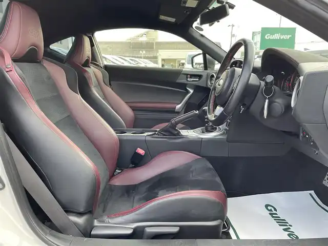 スバル ＢＲＺ STIスポーツ 山形県 2019(平31)年 3.8万km クリスタルホワイトP 6MT/カロッツェリアSDナビ/　　【CD DVD BT フルセグ USB AUX MSV】/バックカメラ/クルーズコントロール/LEDオートライト/ハーフレザー/シートヒーター/純正18インチアルミホイール/ドライブレコーダー/ステアリングスイッチ/電動格納ミラー/フォグランプ/スマートキー/ETC