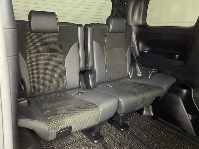 トヨタ アルファード S タイプゴールド 茨城県 2021(令3)年 5.9万km ホワイトパールクリスタルシャイン 衝突軽減ブレーキ/モデリスタエアロパーツ/純正ナビ/　　BT/フルセグ/バックカメラ/両側電動スライドドア/電動リアゲート/レーダークルーズコントロール/LEDオートライト/ハーフレザーシート/純正18インチアルミホイール/ステアリングスイッチ/スマートキー2本/ビルトインETC/禁煙車