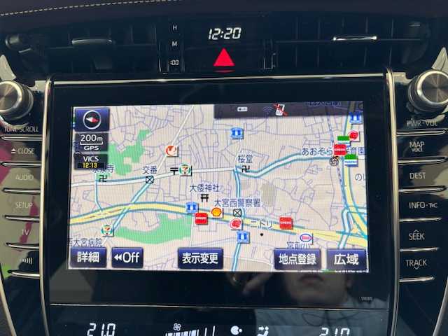 トヨタ ハリアー プレミアム 埼玉県 2017(平29)年 5.2万km ホワイトパールクリスタルシャイン セーフティーセンス/純正9インチSDナビ/　　CD/BT/フルセグ/AUX/バックカメラ/パワーバックドア/レーダークルーズコントロール/LEDオートライト/ハーフレザーシート/純正18インチアルミホイール/ステアリングスイッチ/アイドリングストップ/USBポート/ビルトインETC2.0/禁煙車