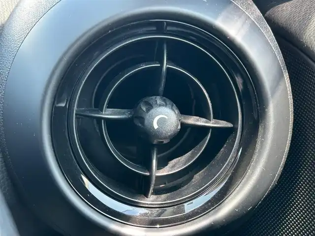 ＭＩＮＩ ミニ クロスオーバー クーパー オール4 岩手県 2013(平25)年 11.2万km 緑 4WD/ハーフレザーシート/純正16インチアルミホイール/スマートキー/ETC