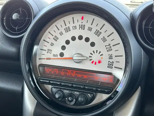 ＭＩＮＩ ミニ クロスオーバー クーパー オール4 岩手県 2013(平25)年 11.2万km 緑 4WD/ハーフレザーシート/純正16インチアルミホイール/スマートキー/ETC