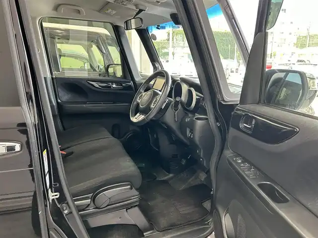 ホンダ Ｎ ＢＯＸ カスタム G ターボSSパッケージ 沖縄県 2014(平26)年 6.9万km プレミアムゴールドパープルパール (株)IDOMが運営する【じしゃロンOO店】の自社ローン専用車両になりますこちらは現金またはオートローンご利用時の価格です。自社ローンご希望の方は別途その旨お申付け下さい/・プッシュスタート　/・ナビ　/・バックカメラ　/・ＥＴＣ　/・パワースライドドア　/・クルーズコントロール　/・純正アルミホイール　　/・横滑り防止装置　/・カーテンエアバック　/・カーテンエアバック　/・取扱説明書