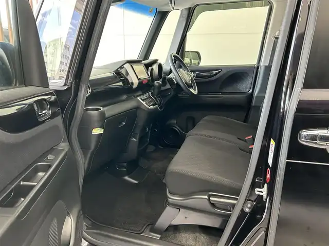 ホンダ Ｎ ＢＯＸ カスタム G ターボSSパッケージ 沖縄県 2014(平26)年 6.9万km プレミアムゴールドパープルパール (株)IDOMが運営する【じしゃロンOO店】の自社ローン専用車両になりますこちらは現金またはオートローンご利用時の価格です。自社ローンご希望の方は別途その旨お申付け下さい/・プッシュスタート　/・ナビ　/・バックカメラ　/・ＥＴＣ　/・パワースライドドア　/・クルーズコントロール　/・純正アルミホイール　　/・横滑り防止装置　/・カーテンエアバック　/・カーテンエアバック　/・取扱説明書