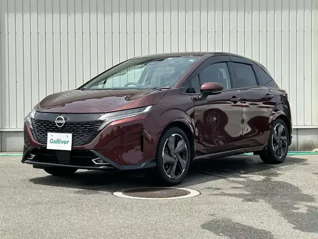 日産 オーラ G FOUR レザーエディション 富山県 2022(令4)年 2.8万km バーガンディー 〇ワンオーナー/〇純正9インチナビ/〇フルセグTV/〇バックカメラ/〇アラウンドビューモニター/〇インテリジェントルームミラー/〇ビルトインETC2.0/〇BOSEサウンドシステム/〇全方位運転支援システム/〇インテリジェントエマージェンシーブレーキ/〇プロパイロット/〇LEDヘッドランプ/〇オートライト/〇フォグランプ/〇純正17インチアルミ/〇革巻きステアリング/〇ステアリングヒーター/〇オートエアコン/〇革シート/〇シートヒーター/〇インテリジェントキー/〇禁煙車