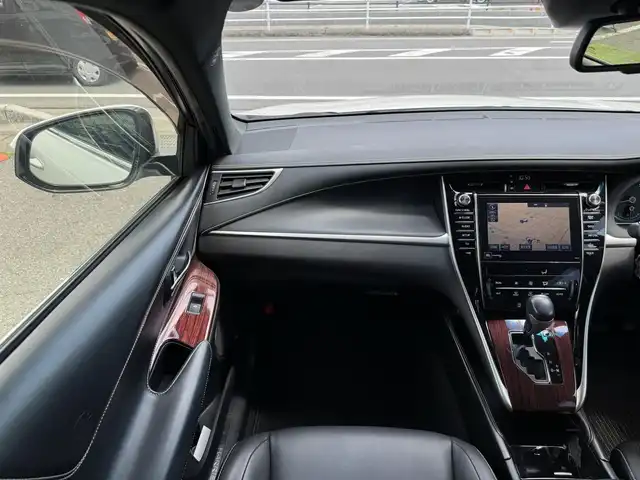 トヨタ ハリアー プレミアム アドバンスドP 滋賀県 2016(平28)年 5.2万km パール ♪ディーラー記録簿8枚あり/ワンオーナー/純正ナビ/　フルセグ Bluetooth CD DVD SDREC/パノラミックビューモニター/プリクラッシュセーフティー/レーダクルーズコントロール/インテリジェンスクリアランスソナー/レーンディパーチャーアラート/オートマチックハイビーム/JBL/モデリスタエアロ /ビルトインETC/純正フロアマット/純正ドアバイザー/純正18インチアルミ/スマートキー×2/プッシュスタート/