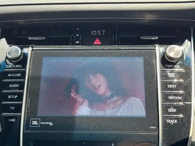 トヨタ ハリアー プレミアム アドバンスドP 滋賀県 2016(平28)年 5.2万km パール ♪ディーラー記録簿8枚あり/ワンオーナー/純正ナビ/　フルセグ Bluetooth CD DVD SDREC/パノラミックビューモニター/プリクラッシュセーフティー/レーダクルーズコントロール/インテリジェンスクリアランスソナー/レーンディパーチャーアラート/オートマチックハイビーム/JBL/モデリスタエアロ /ビルトインETC/純正フロアマット/純正ドアバイザー/純正18インチアルミ/スマートキー×2/プッシュスタート/