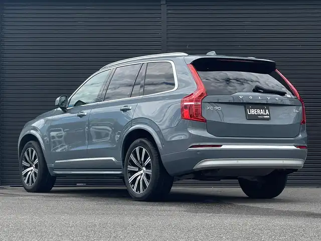 ボルボ ＸＣ９０ B6 AWD インスクリプション 山梨県 2022(令4)年 2.5万km グレー パノラマSR/B＆Oプレミアムサウンド/純正ルーフキャリア積載/黒革/純正HDDナビ/フルセグTV/全周囲カメラ/電動リアゲート/4ゾーンシートヒーター/前席シートエアコン/ステアリングヒーター/純正20インチAW/ACC/LKA/BSM/取説/保証書/スペアキー