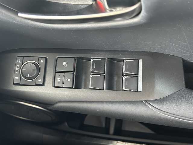 レクサス ＮＸ 300h Iパッケージ 愛知県 2018(平30)年 5.9万km ソニッククォーツ /4WD//純正メモリナビ//純正フルセグTV//CD/DVD/BT/USB/AUX//バック/全周囲カメラ//前後ドラレコ//ビルトインETC2.0//ヘッドアップディスプレイ//追従機能付きクルーズコントロール//ブラインドスポットモニター//電動パーキングブレーキ//ブレーキホールド//レーンアシスト//横滑り防止装置//衝突被害軽減ブレーキ//車両接近通報一時停止スイッチ//電動リアゲート//ステアリングヒーター//ステアスイッチ//パワーシート(D/N)//シートヒーター(D/N)//メモリーシート(D)//純正LEDオートライト//純正オートハイビーム//フロントフォグランプ//純正17インチアルミホイール//純正フロアマット//トノカバー//イモビライザー//衝突安全ボディー//ドアバイザー//ダブル/サイド/カーテンエアバック//スマートキー//取扱説明書//ナビ説明書//保証書//D記録簿(H31/R1/R2/R3/R4)