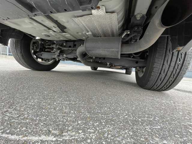 レクサス ＮＸ 300h Iパッケージ 岩手県 2018(平30)年 5.9万km ソニッククォーツ /4WD/寒冷地仕様車/　(Fワイパーデアイサー/Rフォグ//　ヘットライトウオッシャー)/純正メモリナビ/　(フルセグTV/DVD/BT/USB/AUX)/全方位カメラ/前後ドラレコ/ビルトインETC2.0/ヘッドアップディスプレイ/追従機能付きクルーズコントロール/ブラインドスポットモニター/レーンアシスト/横滑り防止装置/衝突被害軽減ブレーキ/車両接近通報一時停止スイッチ/電動リアゲート/革巻きステア/ノブ/パドルシフト/ステアリングヒーター/オーディオ/ステアスイッチ/D席メモリー付き/　前席パワーシート/前席シートヒーター/純正3眼LEDオートライト/純正オートマチックハイビーム/シーケンシャルウインカー/ミラーヒーター/フロントフォグランプ/純正17インチアルミホイール/純正フロアマット/純正ドアバイザー/W/サイド/カーテン/ニーエアバック/前後バンパーソナー/スマートキー/保証書/取説/ナビ説明書/記録簿(H31/R1/R2/R3/R4)