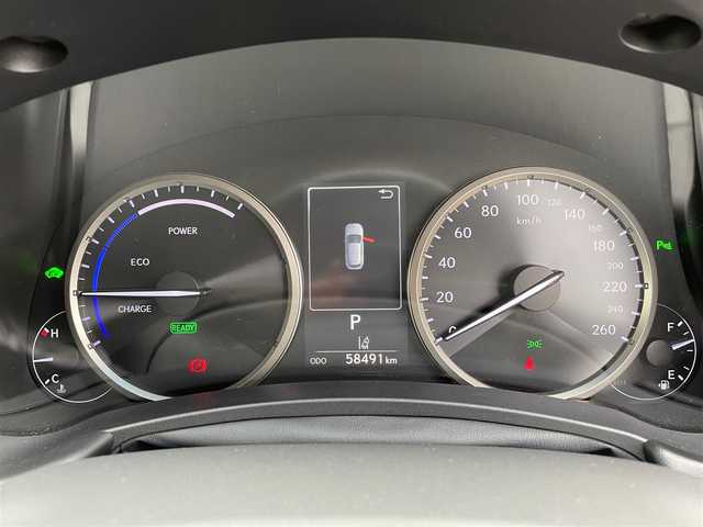 レクサス ＮＸ 300h Iパッケージ 岩手県 2018(平30)年 5.9万km ソニッククォーツ /4WD/寒冷地仕様車/　(Fワイパーデアイサー/Rフォグ//　ヘットライトウオッシャー)/純正メモリナビ/　(フルセグTV/DVD/BT/USB/AUX)/全方位カメラ/前後ドラレコ/ビルトインETC2.0/ヘッドアップディスプレイ/追従機能付きクルーズコントロール/ブラインドスポットモニター/レーンアシスト/横滑り防止装置/衝突被害軽減ブレーキ/車両接近通報一時停止スイッチ/電動リアゲート/革巻きステア/ノブ/パドルシフト/ステアリングヒーター/オーディオ/ステアスイッチ/D席メモリー付き/　前席パワーシート/前席シートヒーター/純正3眼LEDオートライト/純正オートマチックハイビーム/シーケンシャルウインカー/ミラーヒーター/フロントフォグランプ/純正17インチアルミホイール/純正フロアマット/純正ドアバイザー/W/サイド/カーテン/ニーエアバック/前後バンパーソナー/スマートキー/保証書/取説/ナビ説明書/記録簿(H31/R1/R2/R3/R4)