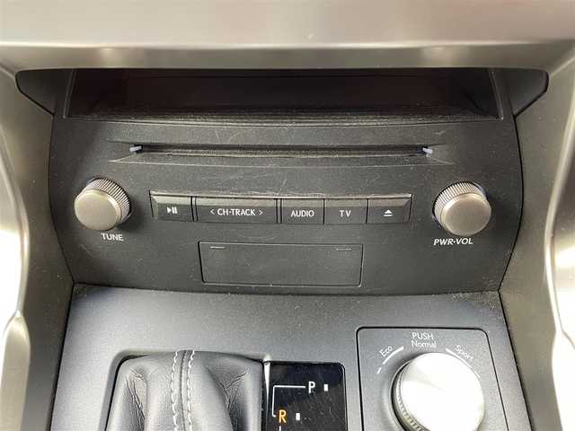 レクサス ＮＸ 300h Iパッケージ 岩手県 2018(平30)年 5.9万km ソニッククォーツ /4WD/寒冷地仕様車/　(Fワイパーデアイサー/Rフォグ//　ヘットライトウオッシャー)/純正メモリナビ/　(フルセグTV/DVD/BT/USB/AUX)/全方位カメラ/前後ドラレコ/ビルトインETC2.0/ヘッドアップディスプレイ/追従機能付きクルーズコントロール/ブラインドスポットモニター/レーンアシスト/横滑り防止装置/衝突被害軽減ブレーキ/車両接近通報一時停止スイッチ/電動リアゲート/革巻きステア/ノブ/パドルシフト/ステアリングヒーター/オーディオ/ステアスイッチ/D席メモリー付き/　前席パワーシート/前席シートヒーター/純正3眼LEDオートライト/純正オートマチックハイビーム/シーケンシャルウインカー/ミラーヒーター/フロントフォグランプ/純正17インチアルミホイール/純正フロアマット/純正ドアバイザー/W/サイド/カーテン/ニーエアバック/前後バンパーソナー/スマートキー/保証書/取説/ナビ説明書/記録簿(H31/R1/R2/R3/R4)