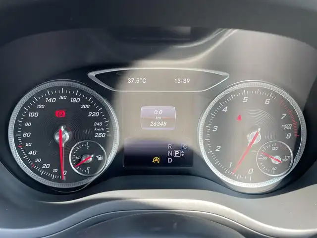 メルセデス・ベンツ Ｂ１８０ 香川県 2018(平30)年 2.7万km ポーラシルバー スマートキー/アイドリングストップ/ACC/純正ナビ/バックカメラ/フルセグTV/ハーフレザーシート/シートヒーター/コーナーセンサー/衝突軽減