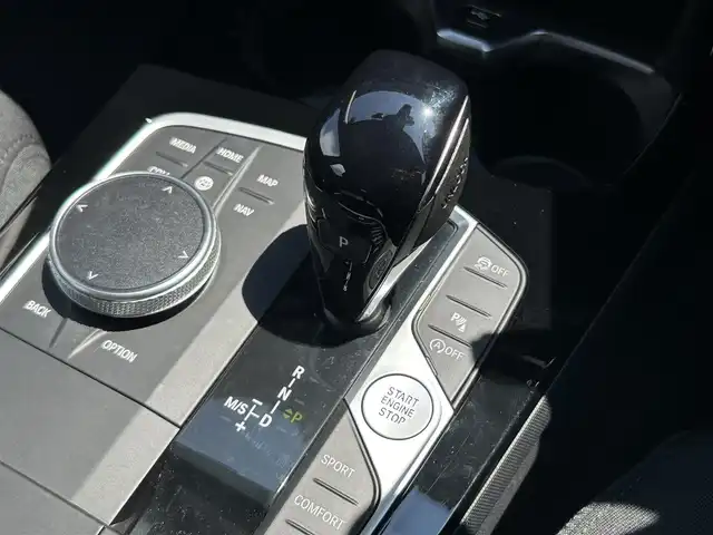 ＢＭＷ １１８ｄ プレイ 茨城県 2022(令4)年 1.6万km サファイアブラックP ドライビングアシスト　/ＡＣＣ　/ＬＤＷ　/ＬＣＷ　/ＣＴＷ　/Ｂカメラ　/ＰＤＣ　/パーキングアシスト　/オートマチックテールゲート　/ナビ　/ＣａｒＰｌａｙ　/ＢＴ　/ＵＳＢ　/ＬＥＤヘッドライト　/ＥＴＣ２．０　/前後ドラレコ/禁煙車