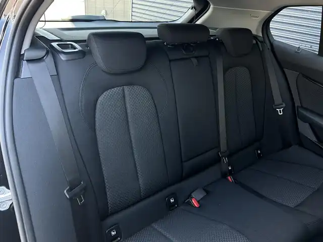 ＢＭＷ １１８ｄ プレイ 茨城県 2022(令4)年 1.6万km サファイアブラックP ドライビングアシスト　/ＡＣＣ　/ＬＤＷ　/ＬＣＷ　/ＣＴＷ　/Ｂカメラ　/ＰＤＣ　/パーキングアシスト　/オートマチックテールゲート　/ナビ　/ＣａｒＰｌａｙ　/ＢＴ　/ＵＳＢ　/ＬＥＤヘッドライト　/ＥＴＣ２．０　/前後ドラレコ/禁煙車