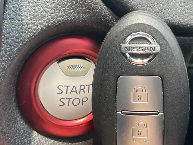 日産 ノート e－パワー ニスモ 兵庫県 2018(平30)年 4.5万km ダークメタルグレー アラウンドビューモニター/純正ドライブレコーダー/純正SDナビ/エマージェンシーブレーキ/NISMO専用スポーツシート/デジタルインナーミラー/NISMO革巻きステアリング/スイッチスタート/LEDヘッドライト/NISMOフロアマット/NISMOドアバイザー/Bluetooth接続/CD/DVD/USB/AUX/ETC