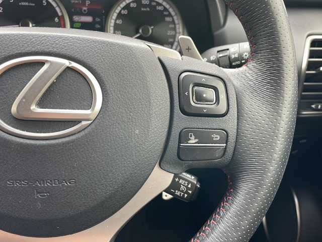 レクサス ＮＸ 200t Fスポーツ 道東・釧路十勝 2015(平27)年 5.5万km スターライトブラックガラスフレーク 外部検査済み/サンルーフ/4WD/純正SDナビ/（DVD/フルセグTV/Bluetooth/MSV/USB）/バックカメラ/サイドカメラ/ビルトインETC/レザーシート/前席パワーシート/前席シートヒーター/前席エアーシート/パワーバックドア/横滑り防止機能/純正18インチアルミホイール/スマートキー/LEDヘッドライト/パドルシフト/カーテンエアバック/クルーズコントロール/ステアリングヒーター/センターデフロック/保証書/取扱説明書/スペアキー