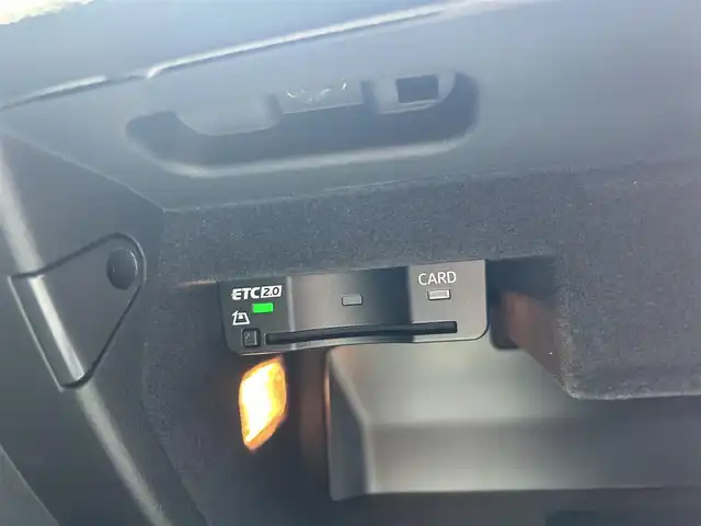 アウディ Ａ３ SB 30TFSI スポーツ 滋賀県 2020(令2)年 1.9万km グレイシアホワイトメタリック Sラインパッケージ/ハーフレザーシート/・D席パワーシート/・前席シートヒーター /バーチャルコックピット/MMIナビ(CD/DVD/Bluetooth/USB)/Audiサイドアシスト/アダプティブクルーズコントロール/アクティブレーンアシスト/Audiプレセンス/バックカメラ/パーキングエイド/アドバンストキー/純正フロアマット/純正18インチアルミホイール