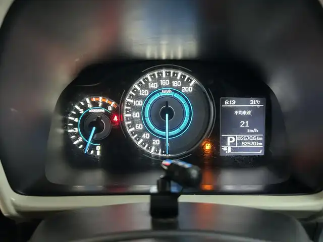 スズキ クロスビー HYBRID MZ 宮城県 2020(令2)年 6.3万km クラレットレッドメタリック 登録時走行距離62570km/純正ナビ/DVD・CD・AM・FM・Bluetooth・ワンセグ・SD・USB/全周囲カメラ/衝突軽減システム/レーンキープアシスト/クルーズコントロール/パーキングアシスト/純正アルミホイール/シートヒーター（運転席と助手席）/プッシュスタート/LEDライト/パドルシフト/純正フロアマット/電動格納ミラー/ウインカーミラー/ドアバイザー/フォグランプ
