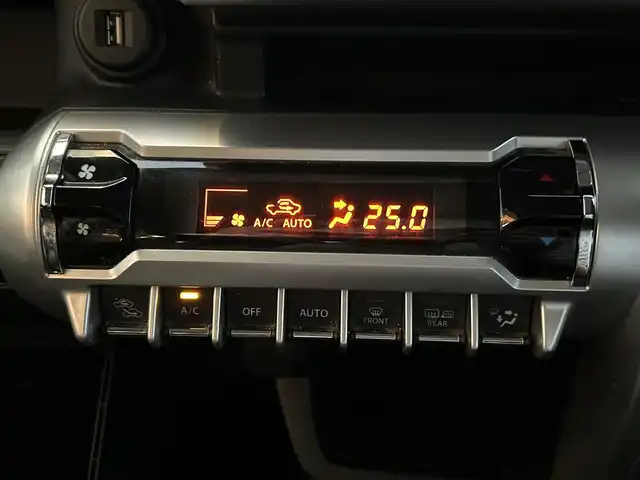 スズキ クロスビー HYBRID MZ 宮城県 2020(令2)年 6.3万km クラレットレッドメタリック 登録時走行距離62570km/純正ナビ/DVD・CD・AM・FM・Bluetooth・ワンセグ・SD・USB/全周囲カメラ/衝突軽減システム/レーンキープアシスト/クルーズコントロール/パーキングアシスト/純正アルミホイール/シートヒーター（運転席と助手席）/プッシュスタート/LEDライト/パドルシフト/純正フロアマット/電動格納ミラー/ウインカーミラー/ドアバイザー/フォグランプ