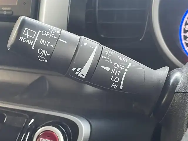 ホンダ Ｎ ＢＯＸ カスタム G ターボSSパッケージ 秋田県 2013(平25)年 11万km プレミアムホワイトパール (株)IDOMが運営する【じしゃロン秋田店】の自社ローン対象車両になります。こちらは現金ご利用時の価格です。自社ローンご希望の方は別途その旨お申付け下さい。/メモリナビ/ワンセグテレビ/バックカメラ/両側パワースライドドア/プッシュスタート/ドアバイザー/ETC